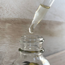 Load image into Gallery viewer, Natural Facial Oil Serum - Dry Normal Skin