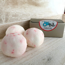 Load image into Gallery viewer, Natural Bath Truffles - CandyCane - 2 Pack
